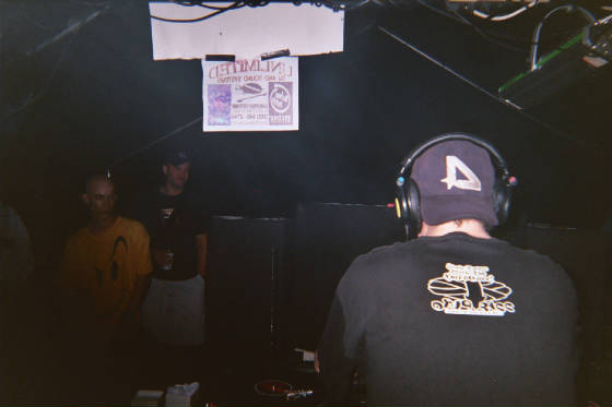 009_14a.jpg